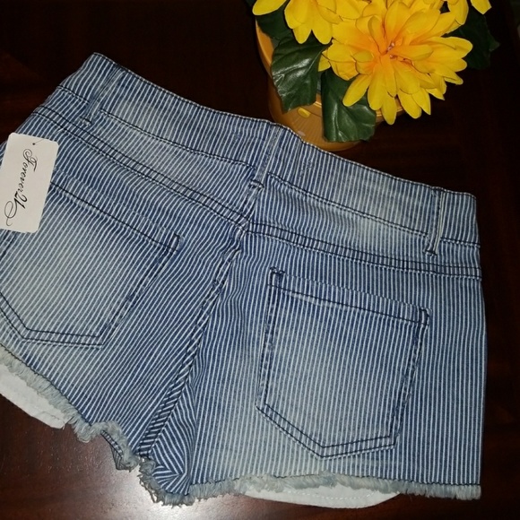 Forever21 Denim short Shorts size 24 - Picture 4 of 4